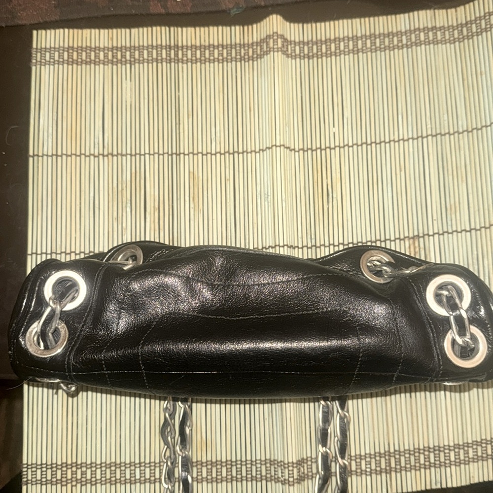 Mini black leather Smartbag with silver chain. - Picture 3 of 5